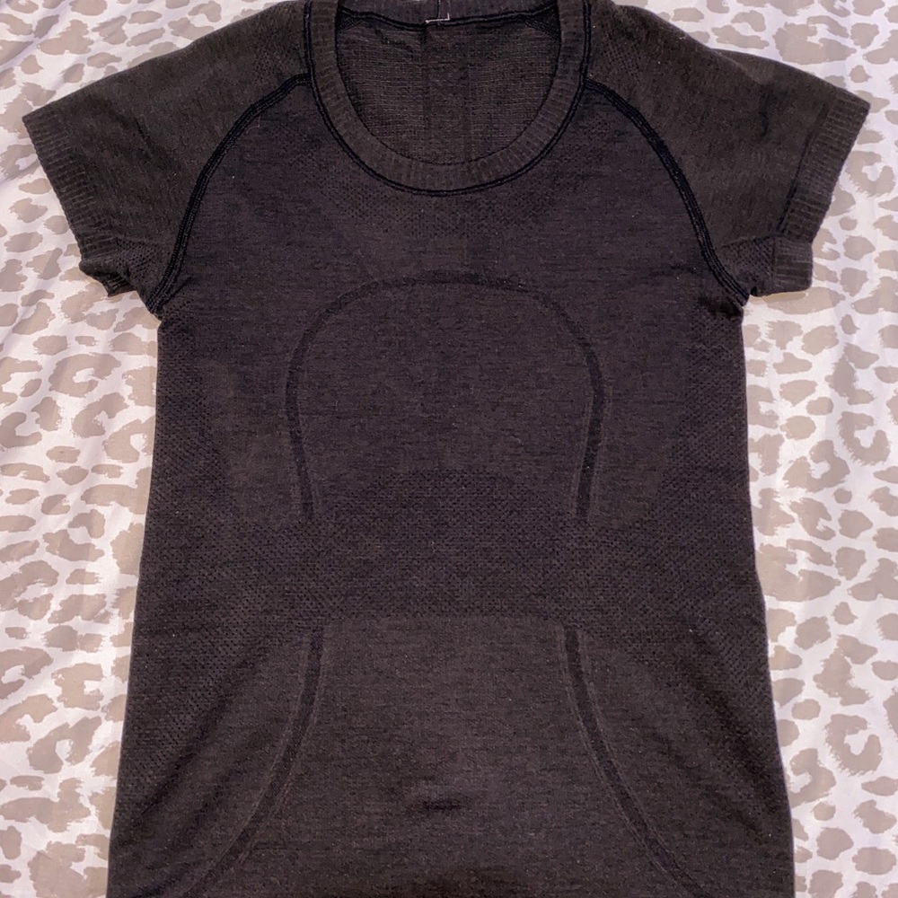 Lululemon Swiftly Tech Short Sleeve Shirt